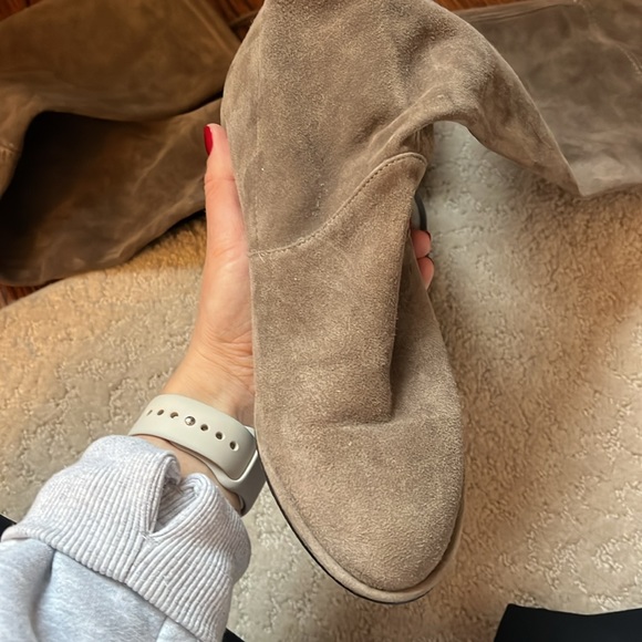 Like new in box Stuart weitzman lowland boots. Worn only twice. - Picture 7 of 9